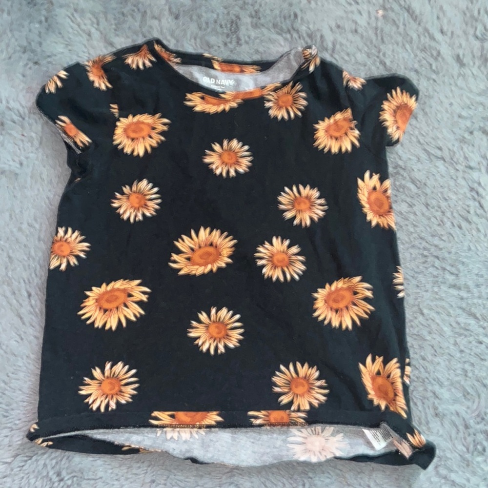 girls sunflower shirt